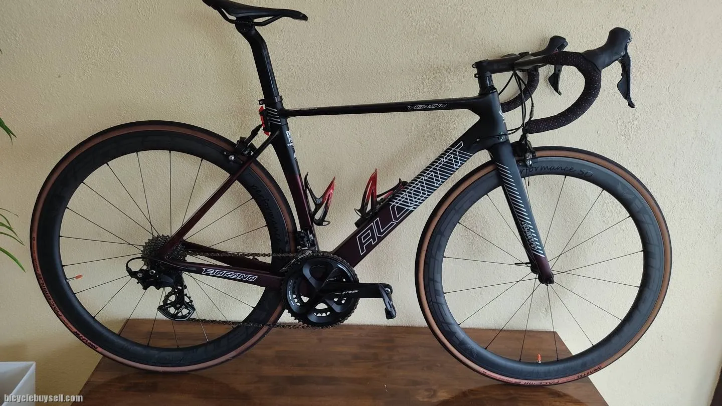 Alcott Fiorano Road bike