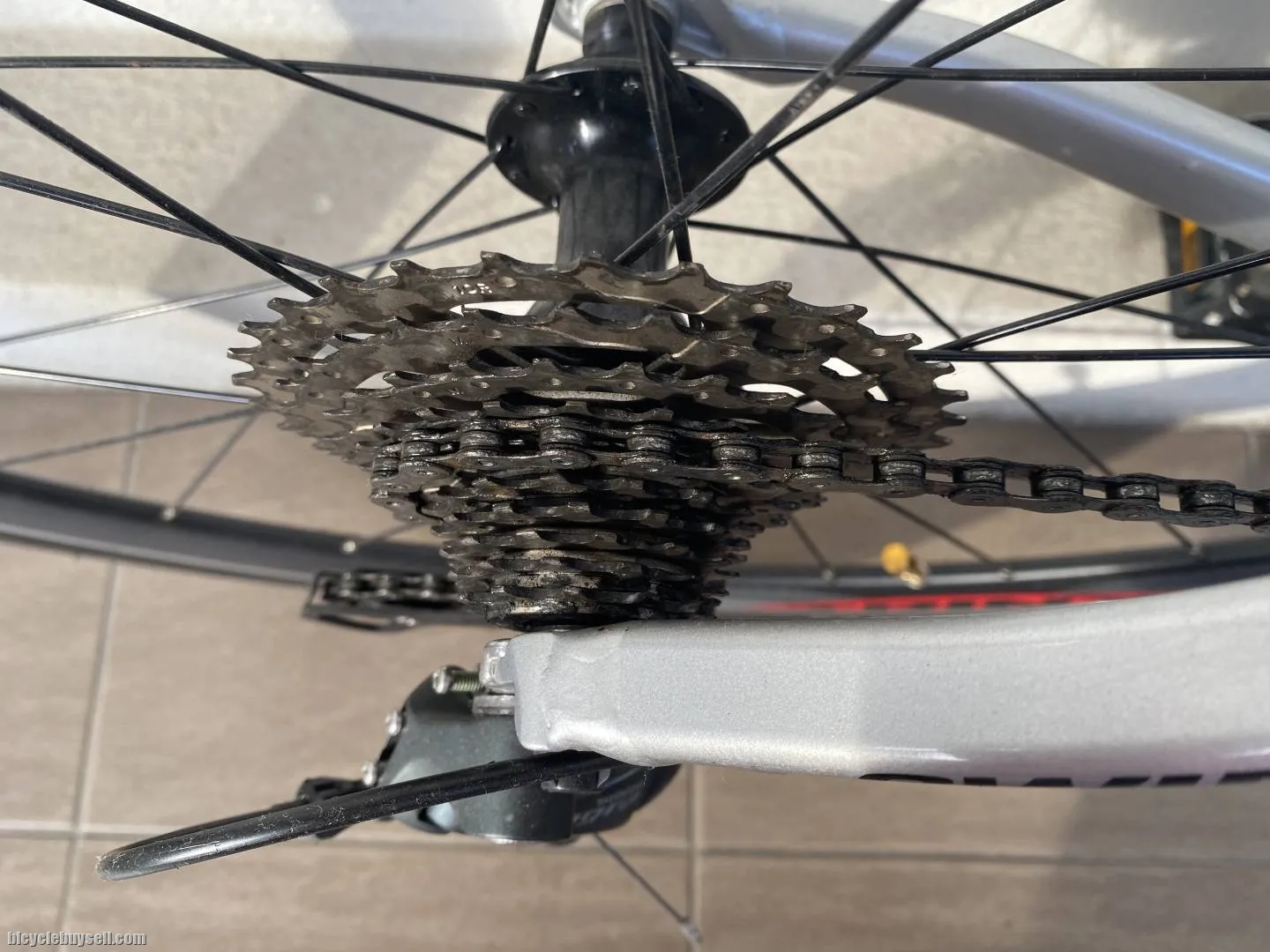 Trinx swift road bike