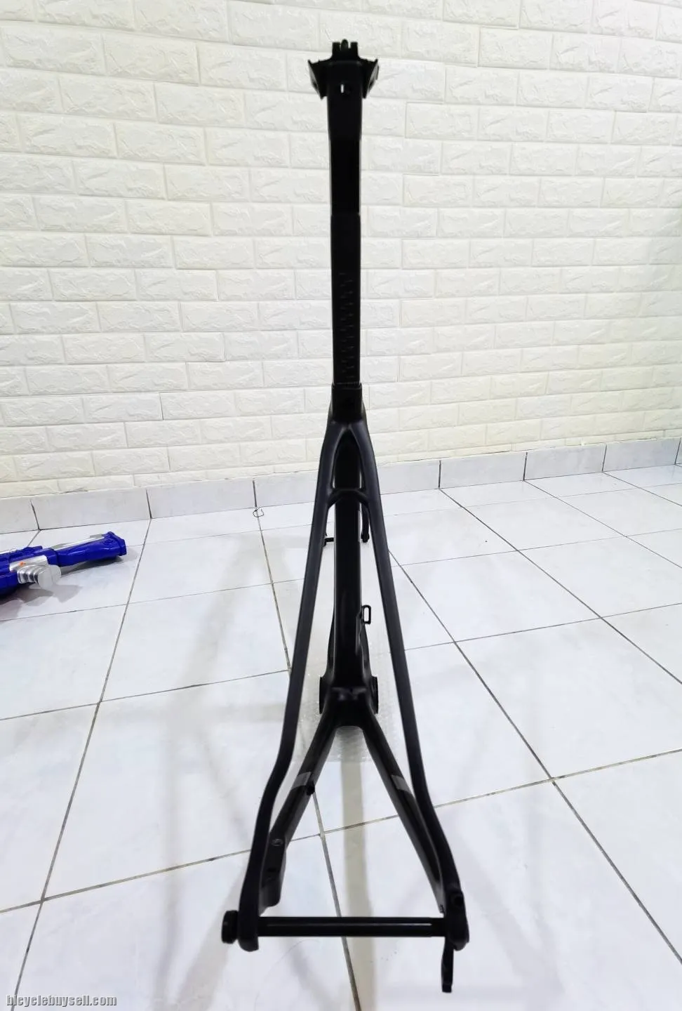 Colnago V2r Disc promo!