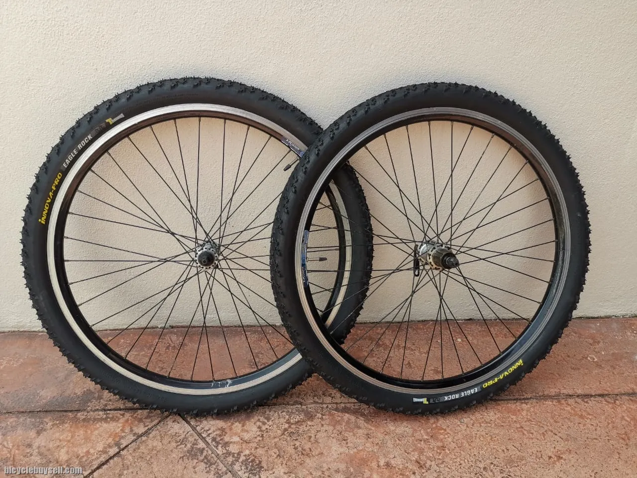 SOLD - Retro Shimano Alivio/Acera Rim Brake wheelset 26er