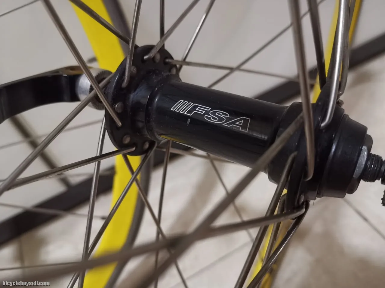 SOLD - Retro FSA Hub + Rigida 2000 32mm, Profile Yellow Wheelset