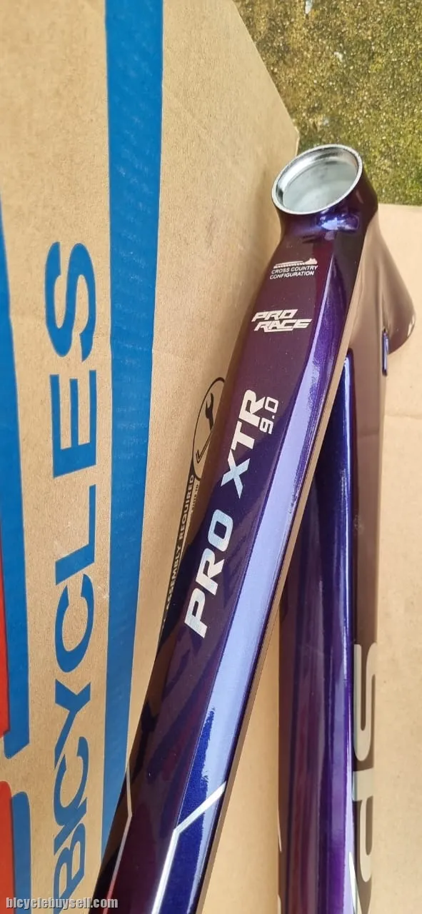 XDS Pro XTR 9.0 (29er) Lightweight Alloy Frame (Brand New !!!)