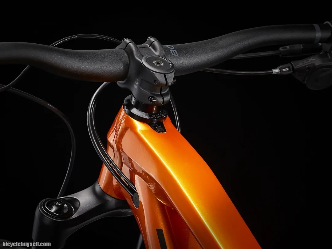 2023 TREK SLASH 7 ALLOY 29"