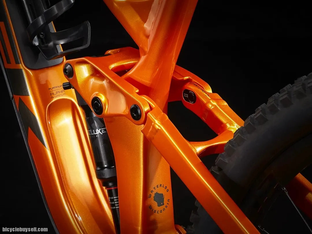 2023 TREK SLASH 7 ALLOY 29"