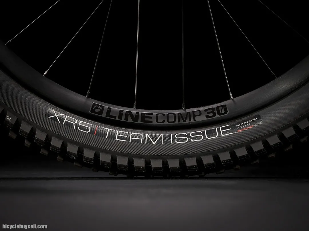 2023 TREK SLASH 7 ALLOY 29"