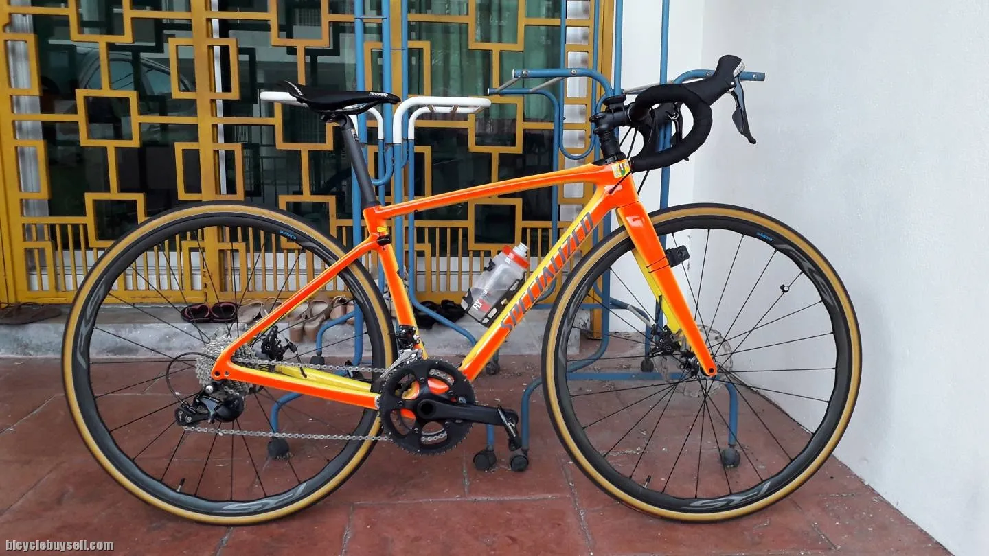 Specialized Roubaix disc 2019 size 49fact 10r carbon RB