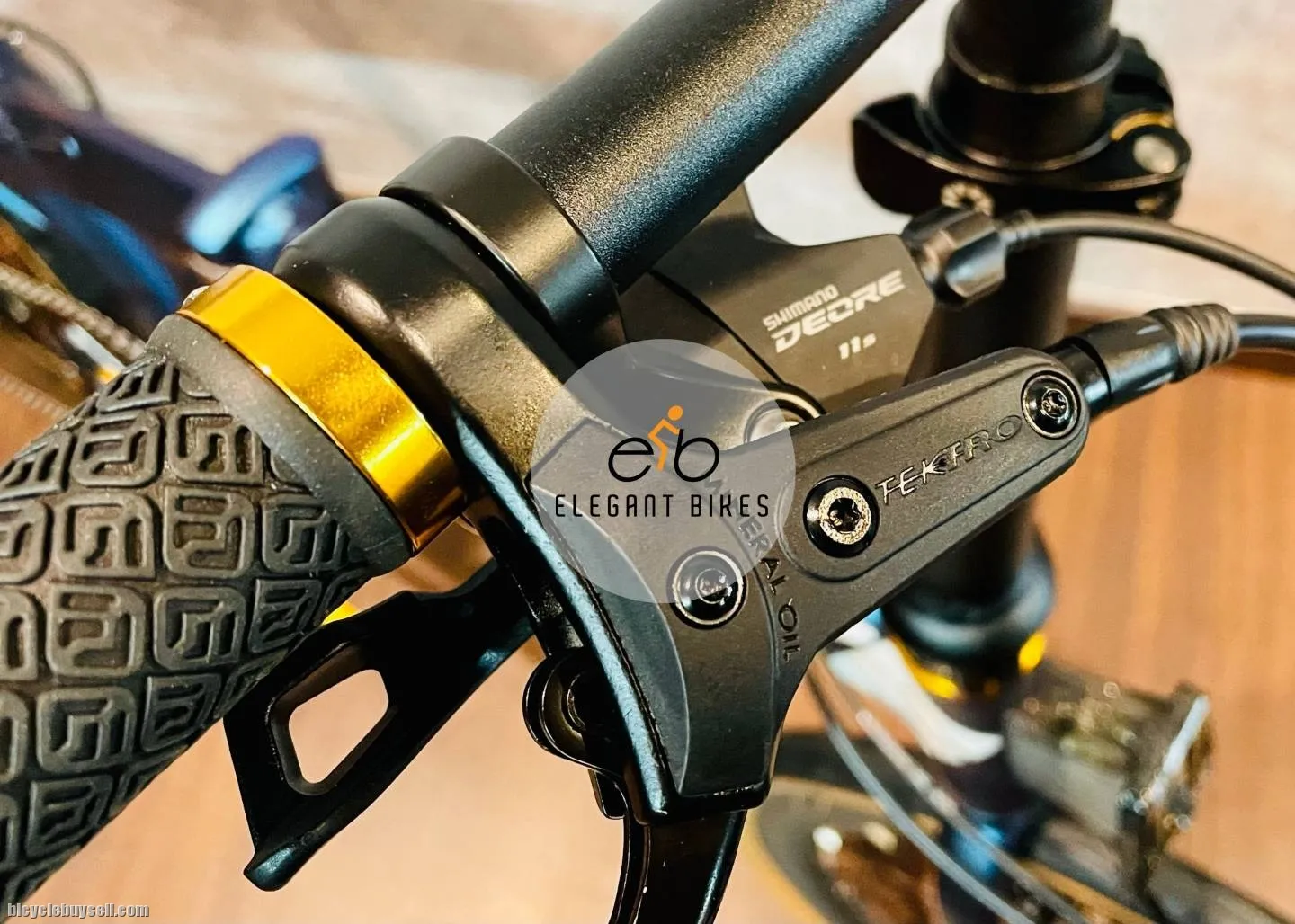 CAMP SNOKE LIMITED SHIMANO 11 SPEED DEORE /TEKTRO HYDRAULIC BRAKES
