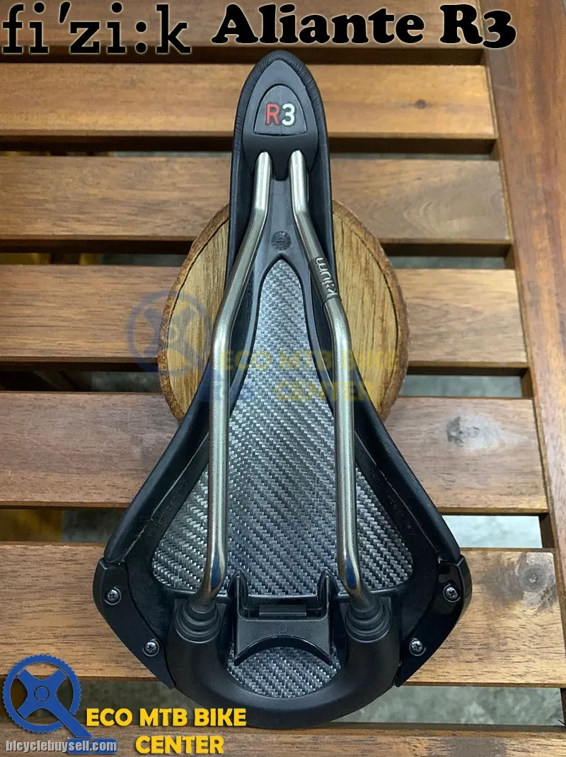 FIZIK Saddle Aliante R3
