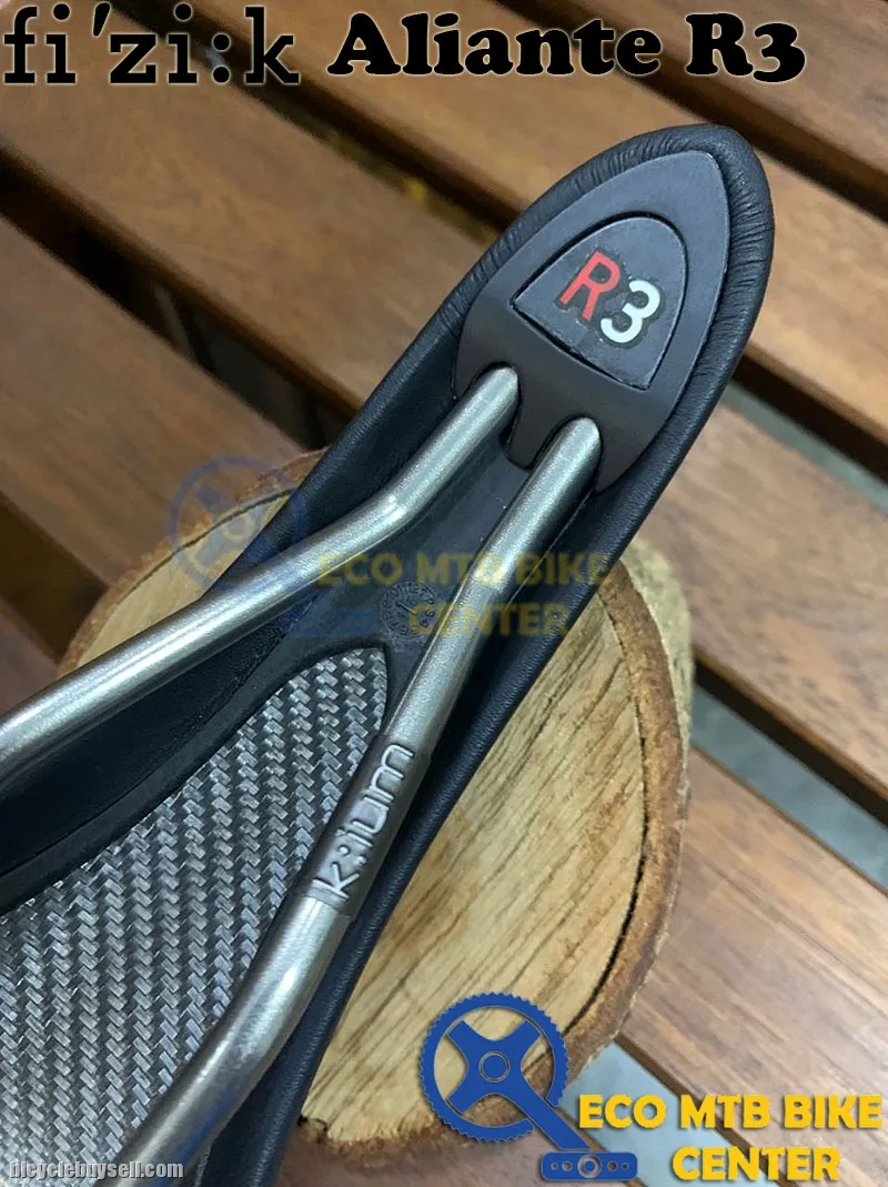 FIZIK Saddle Aliante R3