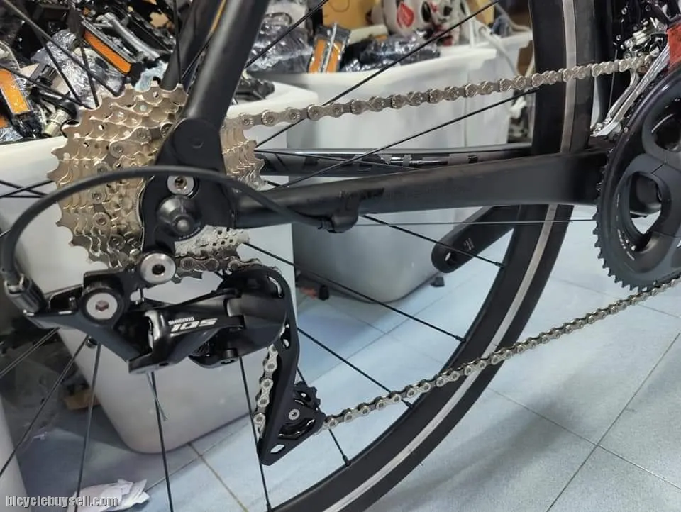 ORIGINAL FUJI CARBON COMPLETE BIKE