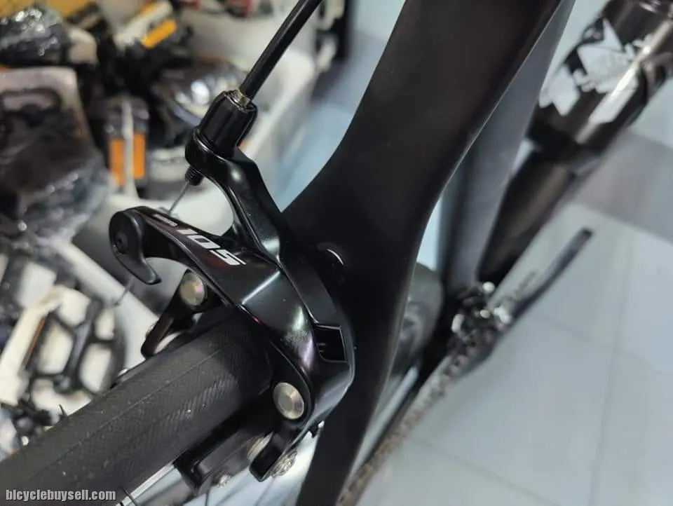 ORIGINAL FUJI CARBON COMPLETE BIKE