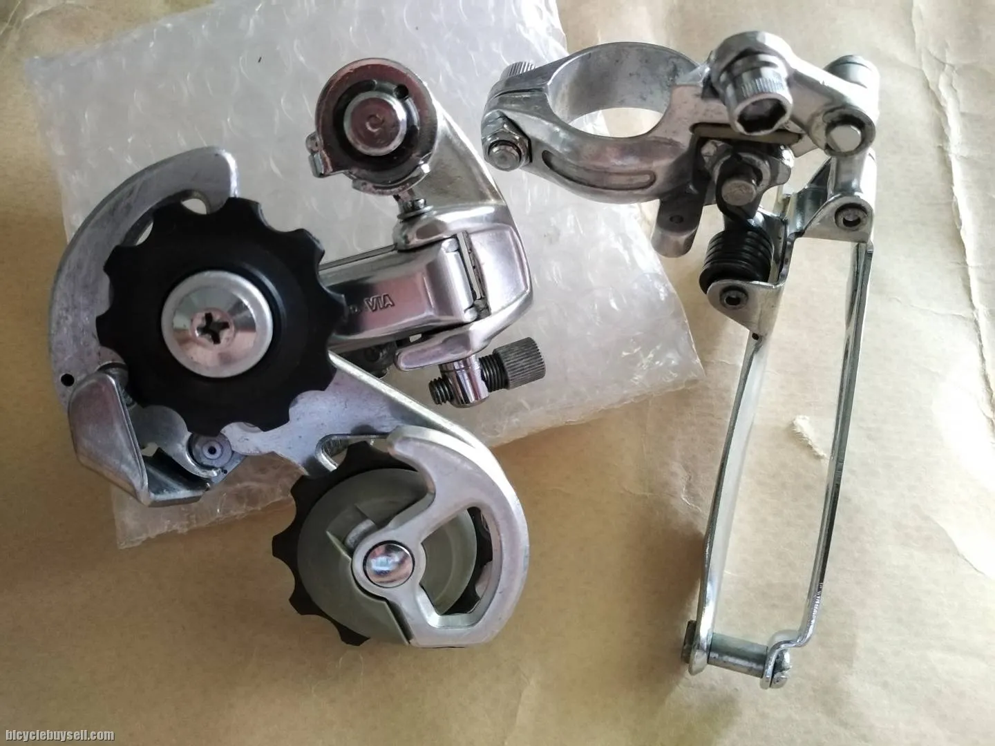 Shimano 600 Arabesque Rear &amp; Front Derailleur Vintage
