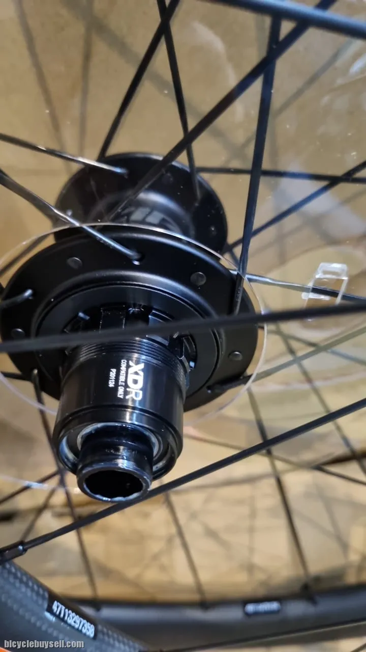 Zipp 303 Firecrest Carbon Wheelset XDR (40mm) - Clincher- Disc Version (2022) Brand New !!!
