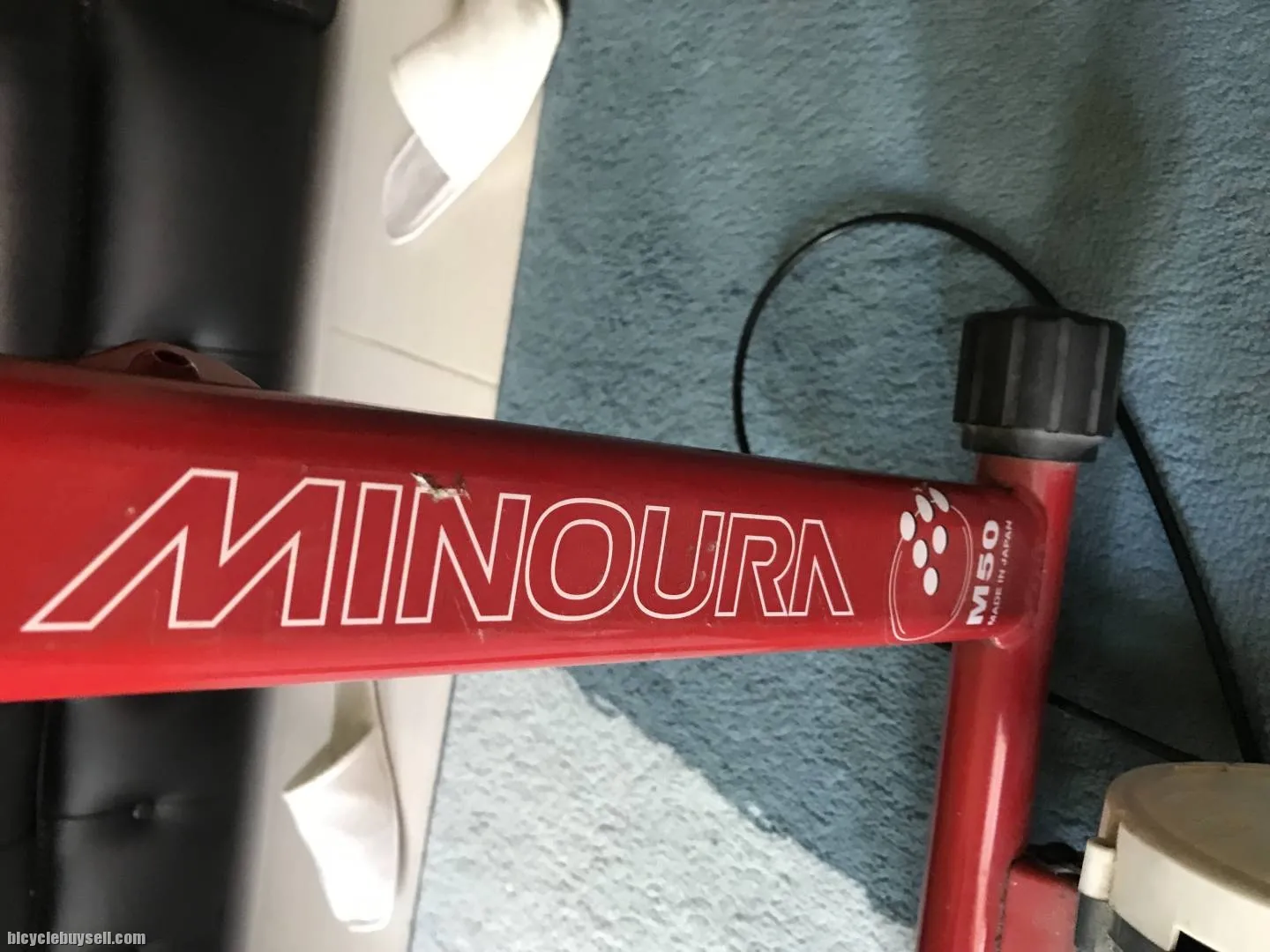 Minoura trainer m50