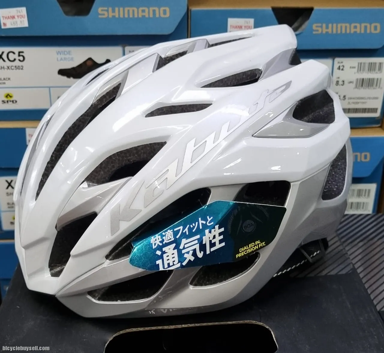 Kabuto Volzza (2023) S/M (Brand New !!!)
