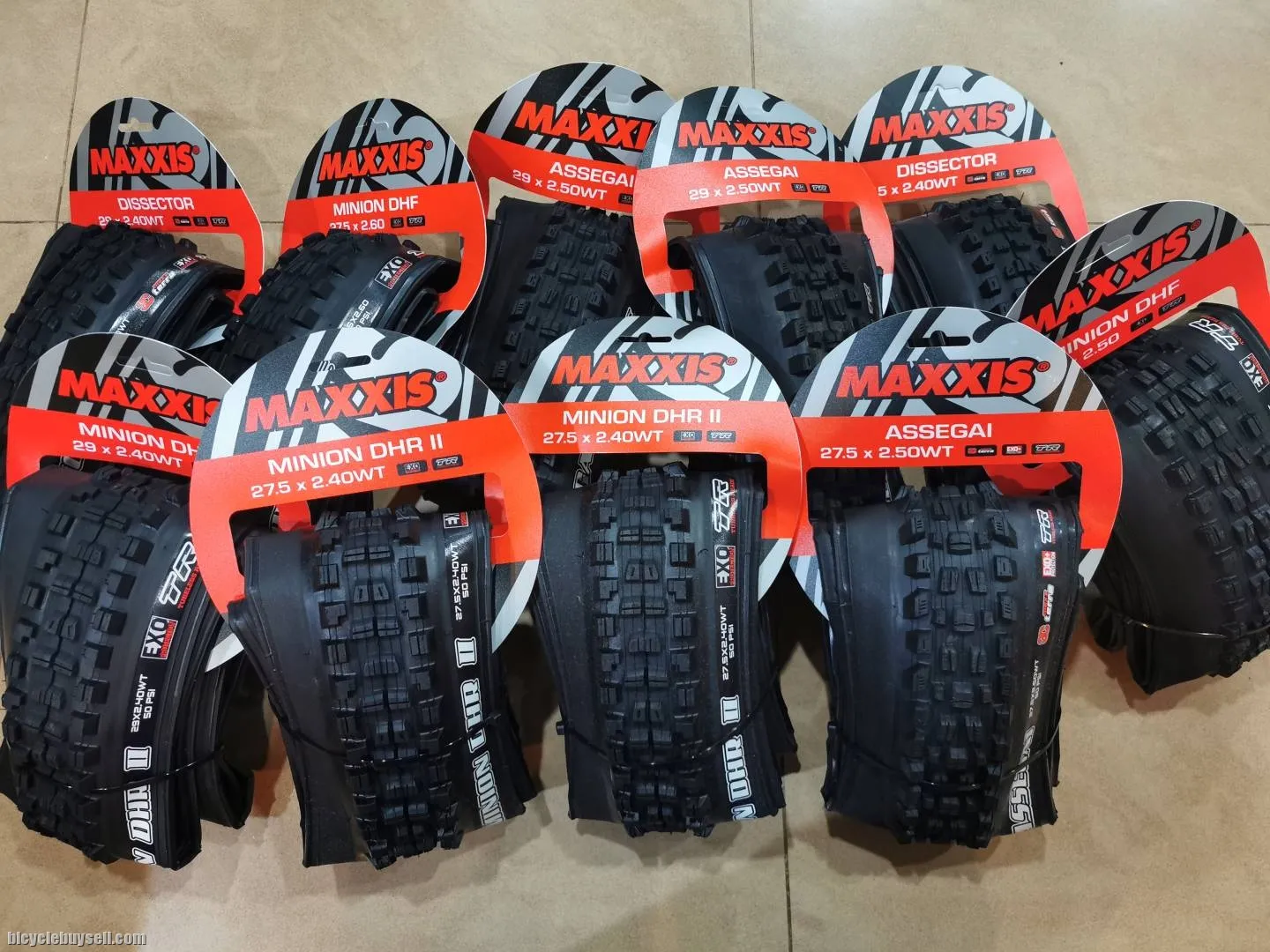 Maxxis Minion DHR EXO TR Tires 29 x 2.4
