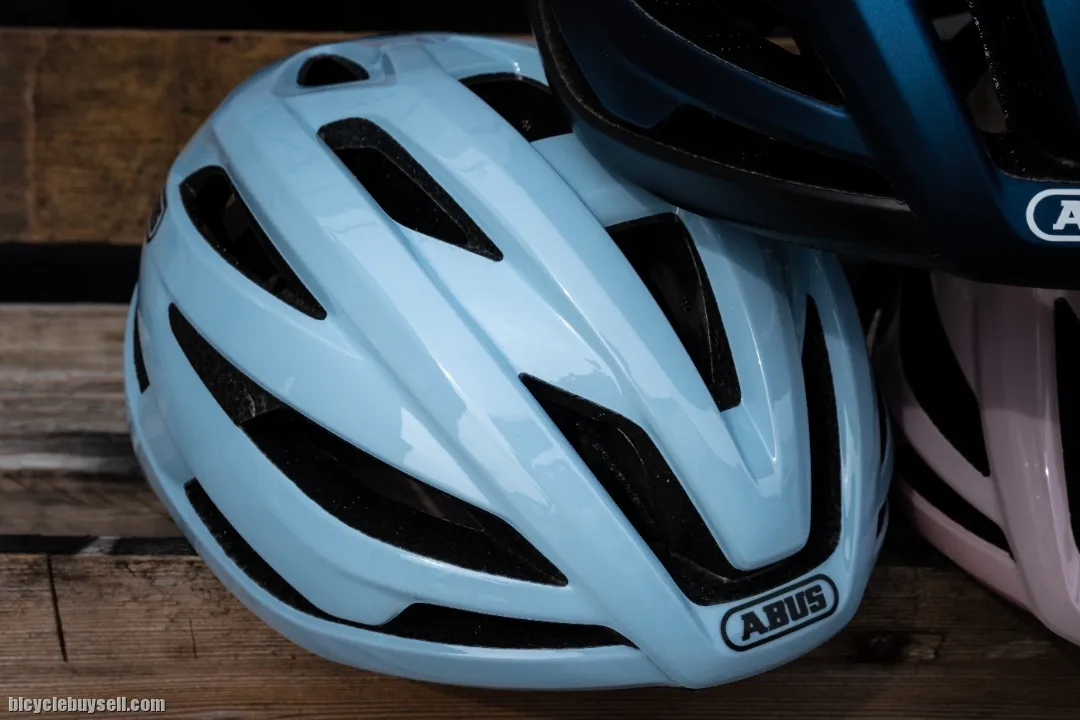 ABUS STORMCHASER LIGHTWEIGHT CYCLING HELMET 2022 DESIGN