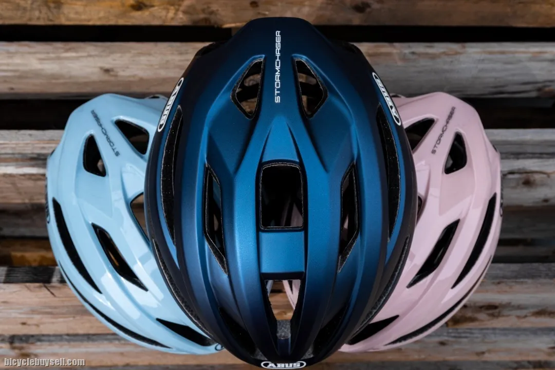 ABUS STORMCHASER LIGHTWEIGHT CYCLING HELMET 2022 DESIGN