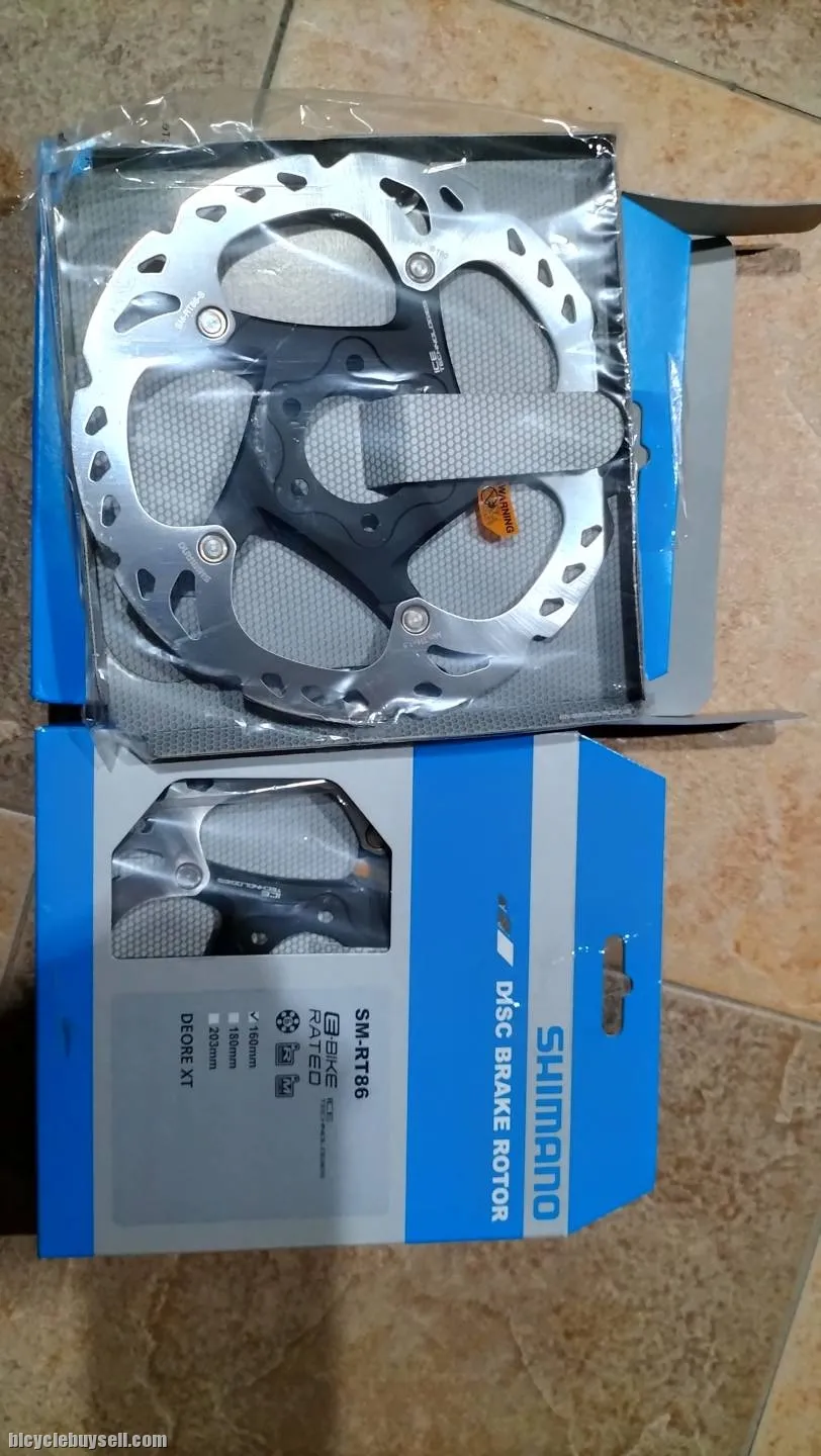 SHIMANO XT SM-RT86 6 BOLT ICE-TECH ROTOR