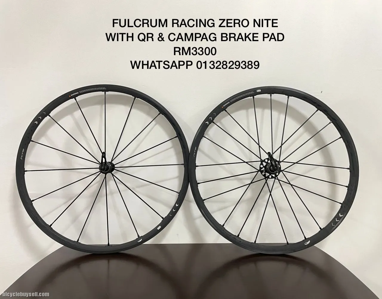 [SOLD] Fulcrum Racing Zero Nite C17 Rim brake
