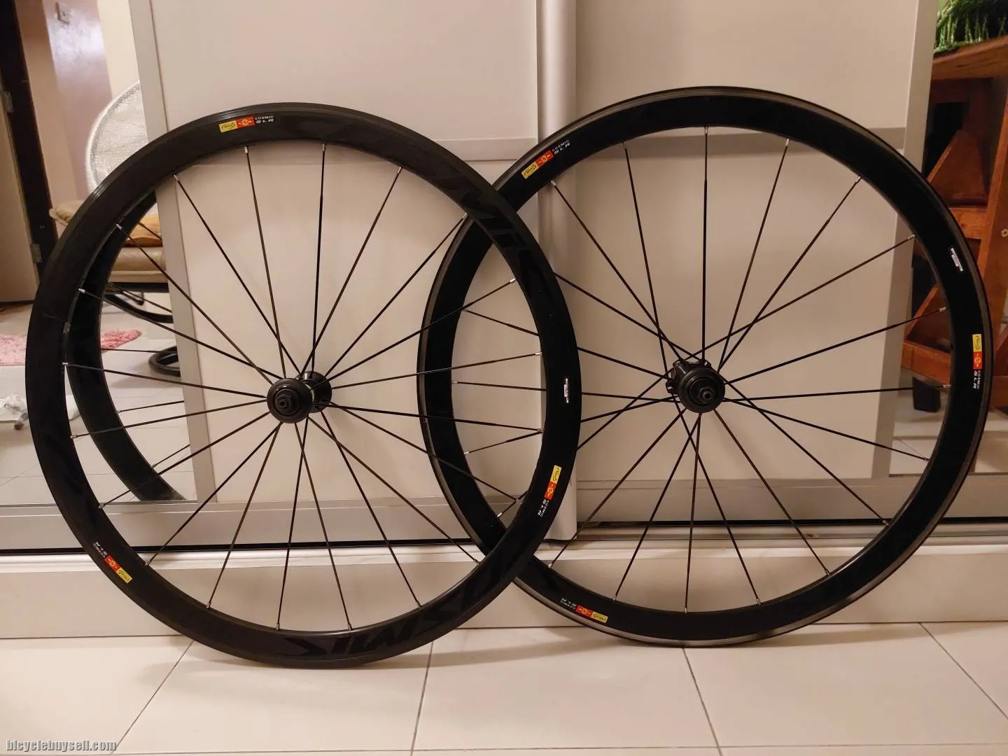 (SOLD) Mavic Cosmic 700c