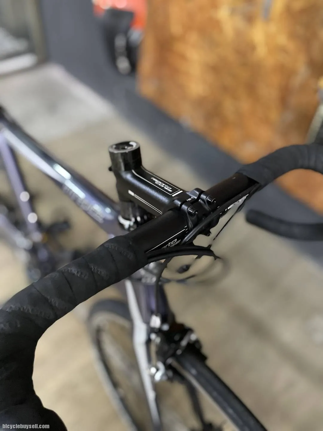 (SOLD) Bianchi Intrepida 105 11 speed