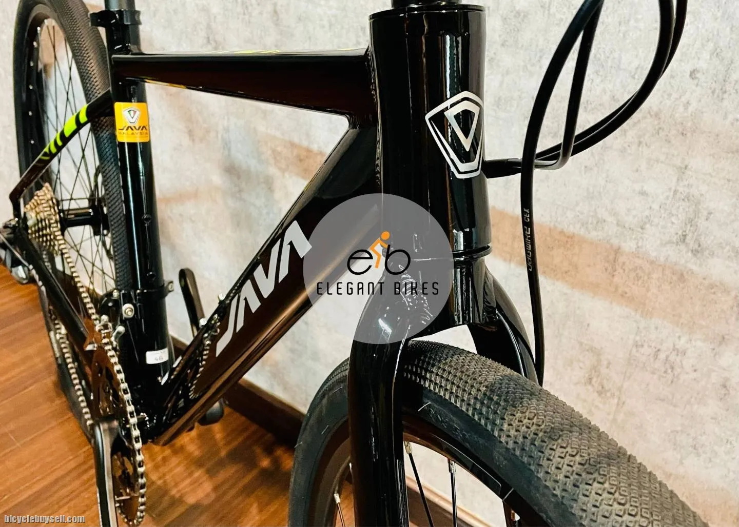 JAVA VELOCE HYBRID GRAVAL 18 SPEED 700X35C touring