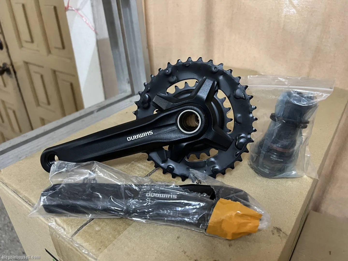 Shimano crank 2x9 speed