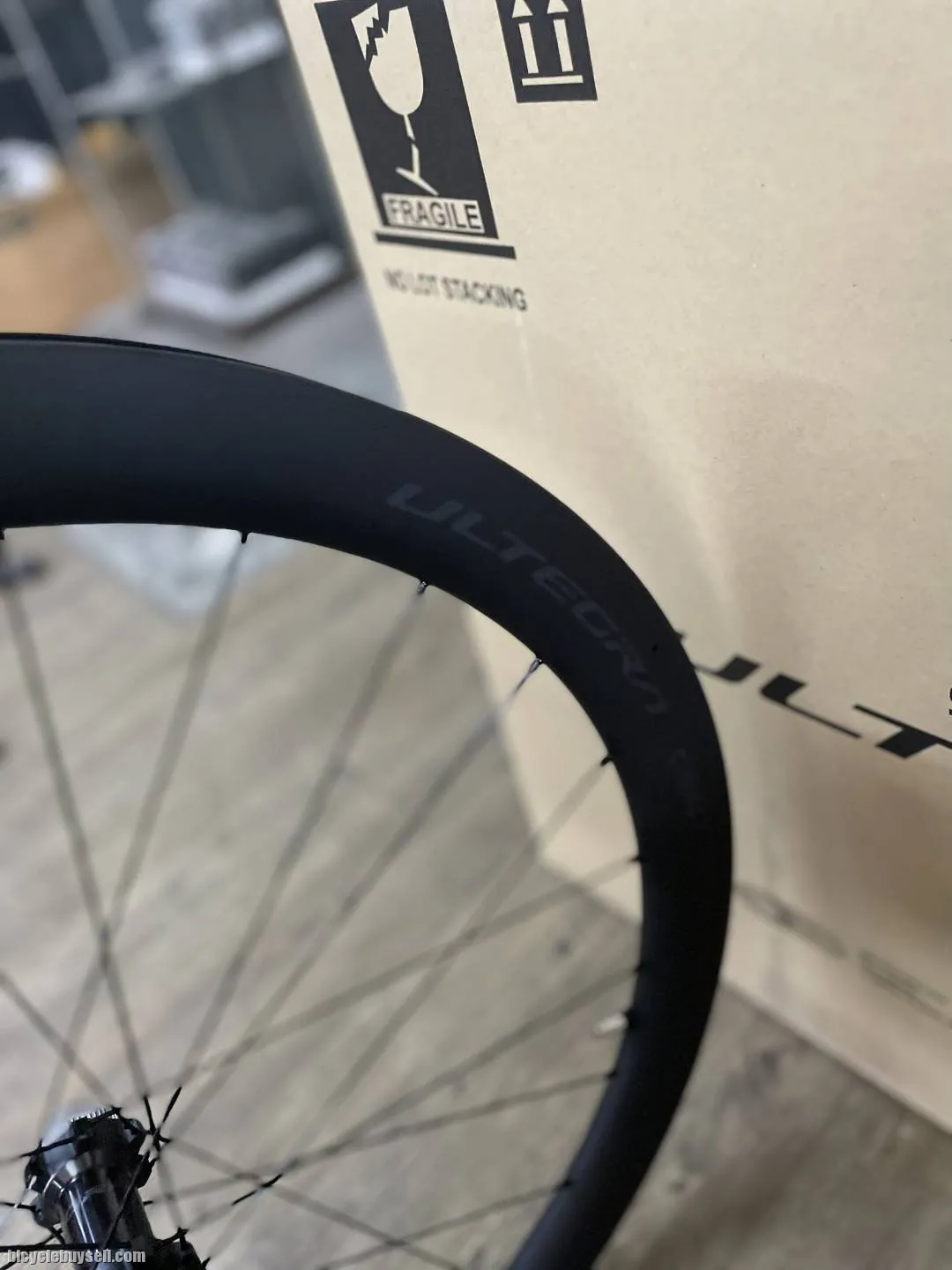 Shimano Ultegra 8100 wheelset 11 &amp; 12 speed compatible