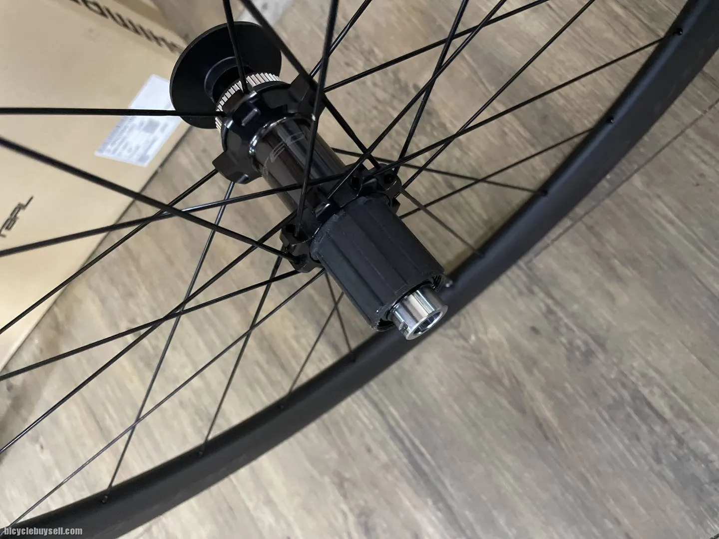 Shimano Ultegra 8100 wheelset 11 &amp; 12 speed compatible