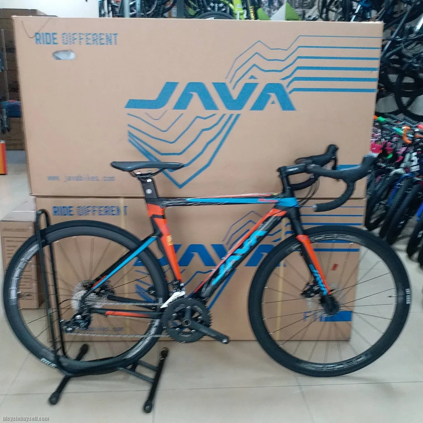 2022 JAVA SILURO DISC ROAD BIKE 18 SPEED 50CM