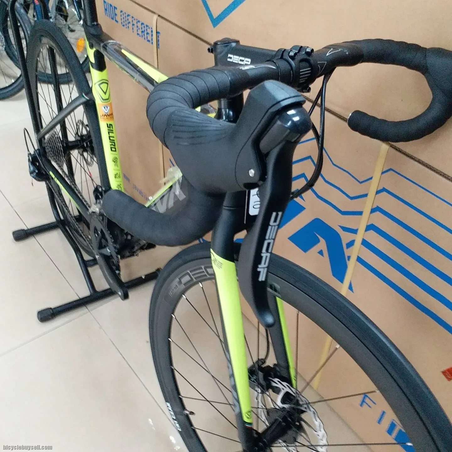 2022 JAVA SILURO DISC ROAD BIKE 18 SPEED 50CM