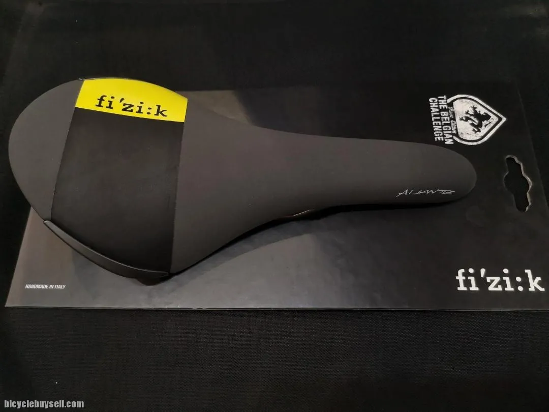 Fizik Aliante Race Edition Kium Rail Saddle 138mm