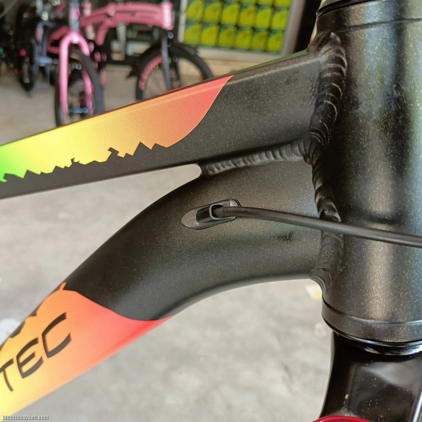 29â€ Crosstec duke mtb bike