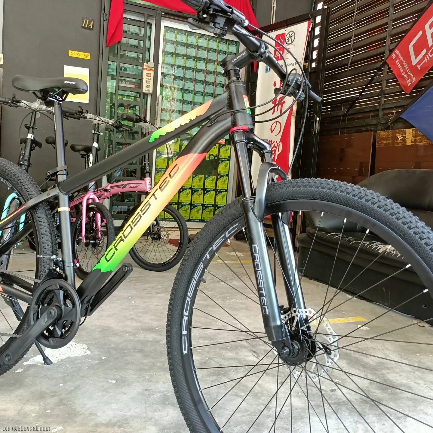 29â€ Crosstec duke mtb bike