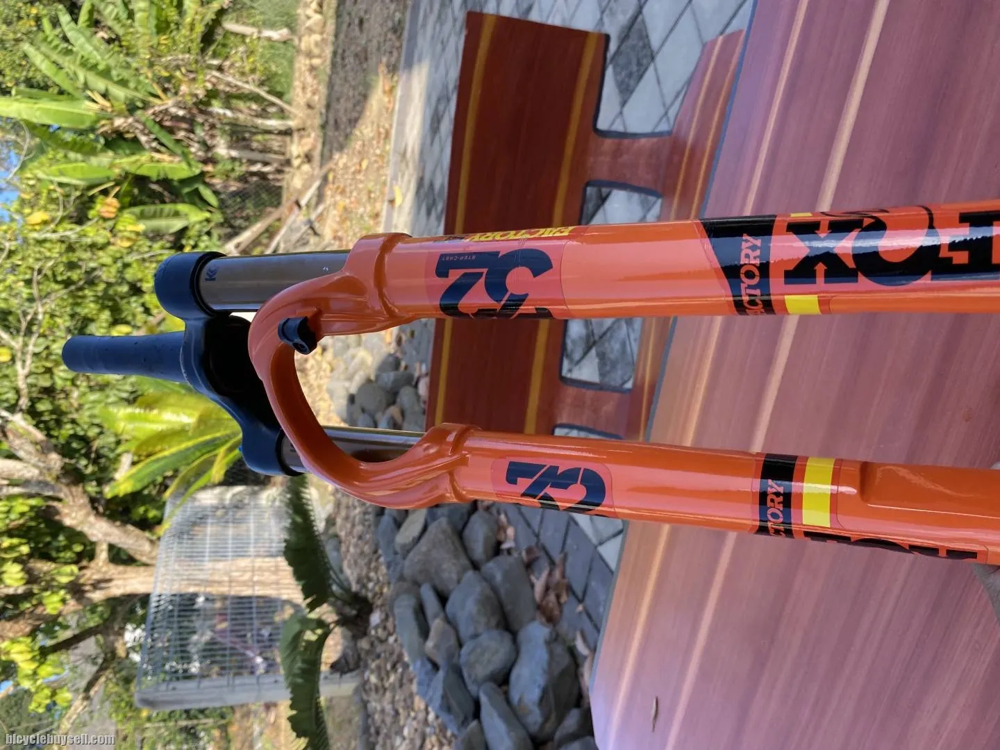 Fox 32 kashima coat sc 29
