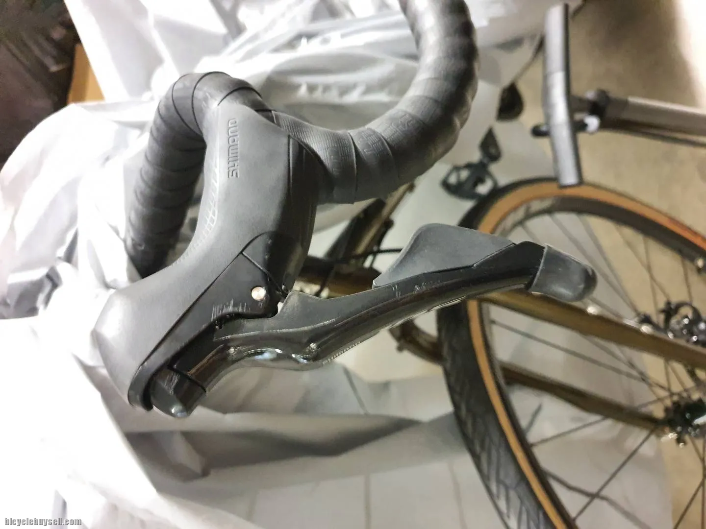 Gravel/Touring/Bike Packing/All Road Bike - Black Snow Pangaea Shimano 105 R7000 Disc