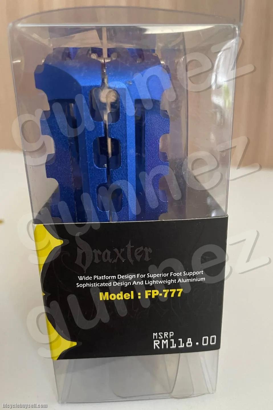 Flat Pedal blue color (like New/ use once)