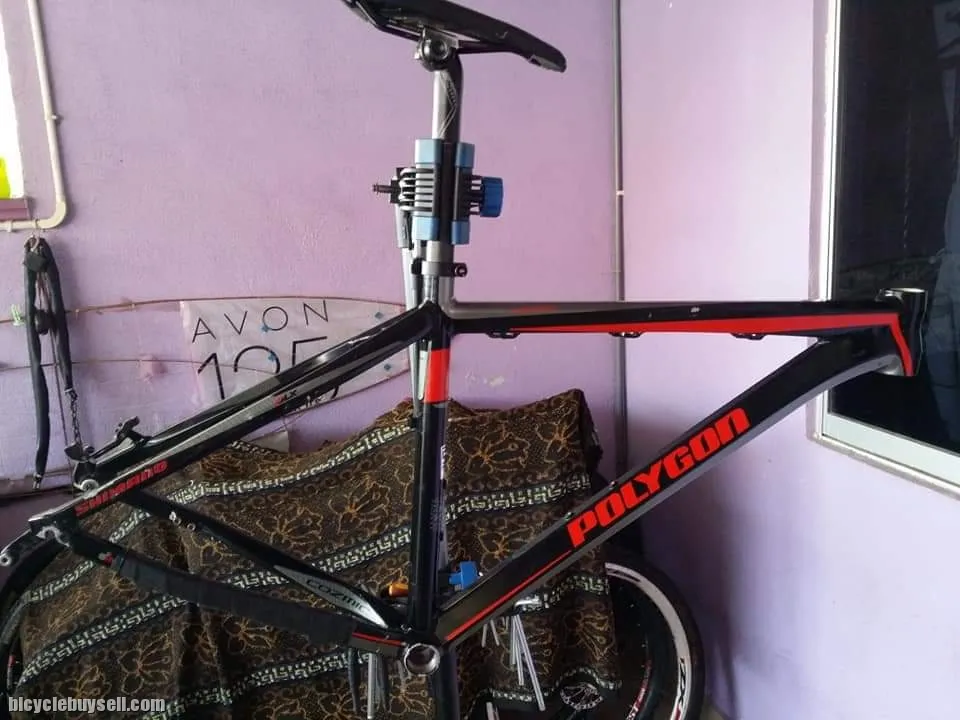 Brand New! Heavy Duty Bicycle Service Pole / Stand / Workstation