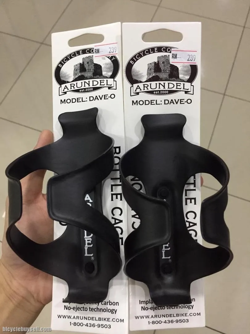 Arundel Mandible Carbon bottle cage 28 gram