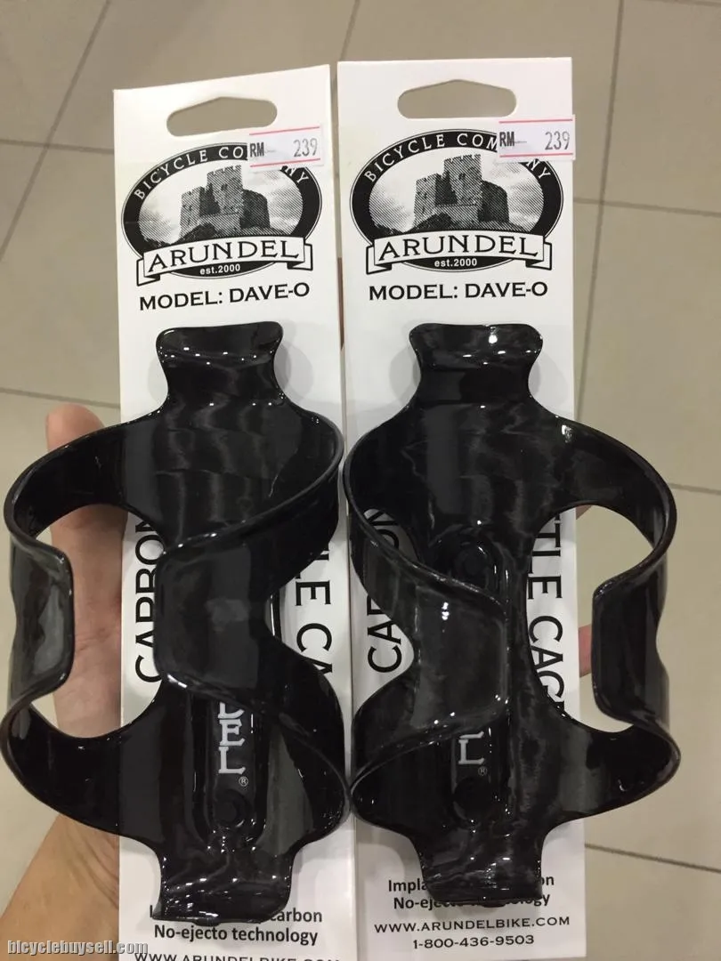 Arundel Mandible Carbon bottle cage 28 gram