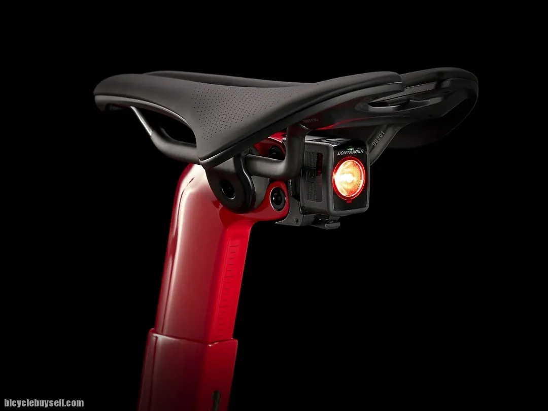2022 TREK MADONE SLR DISC PROJECT ONE FRAME SET !