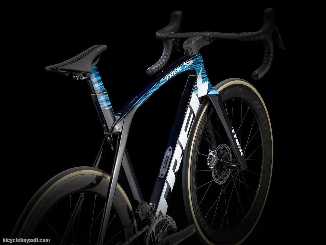 2022 TREK MADONE SLR DISC PROJECT ONE FRAME SET !