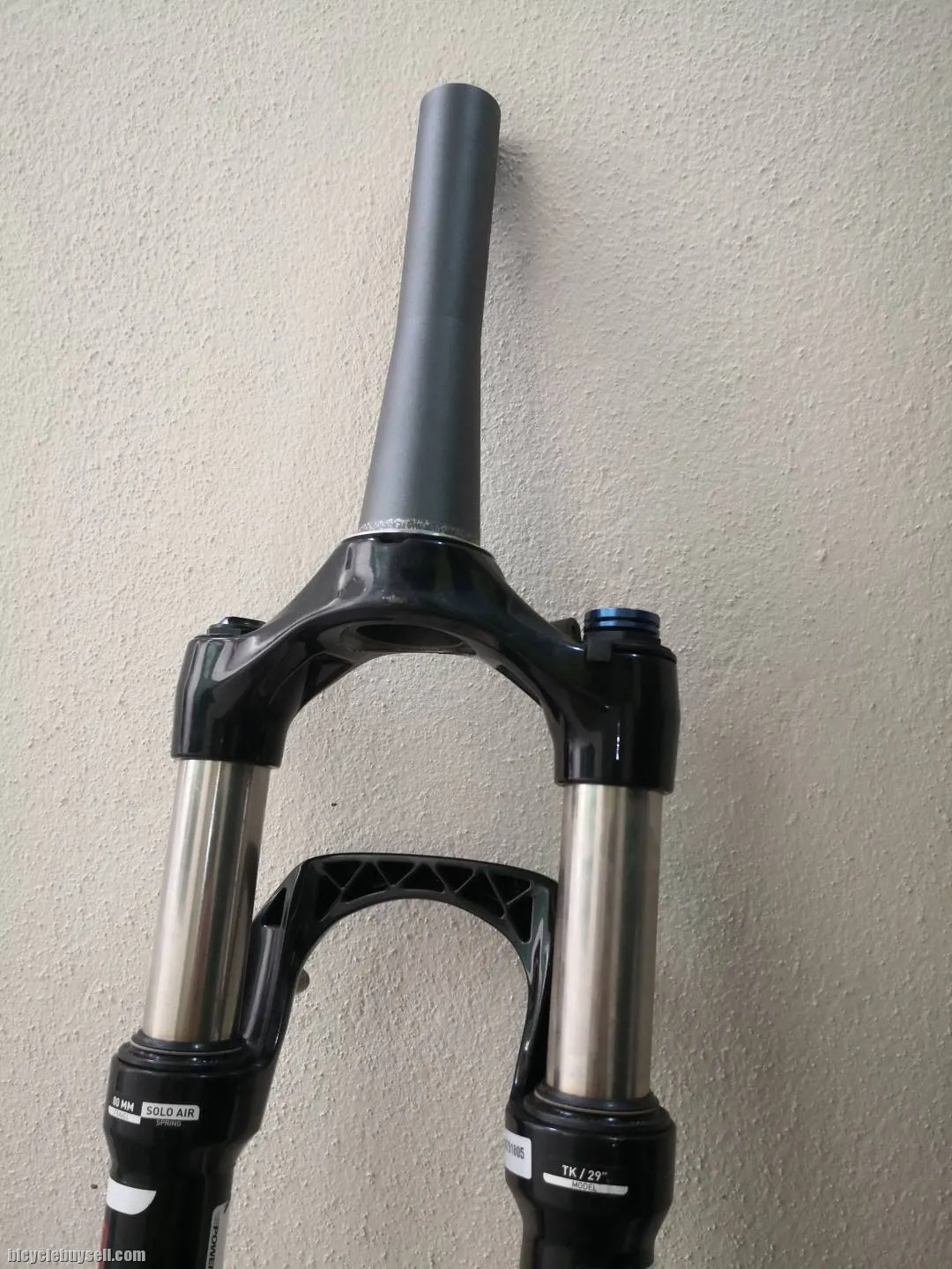 29" ROCKSHOX RECON SUSPENSION FORK !