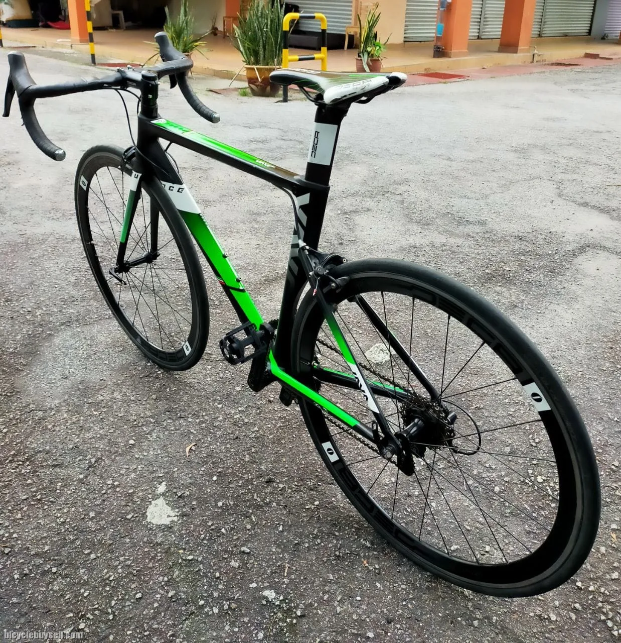 Java Fuoco Shimano Complete Shimano 105 Nego