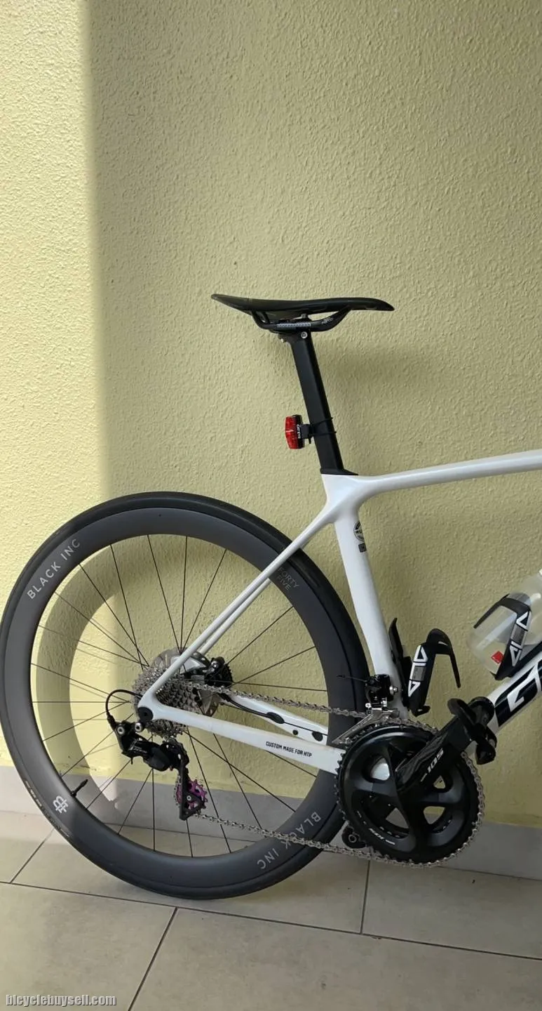 Black Inc forty five carbon wheelset