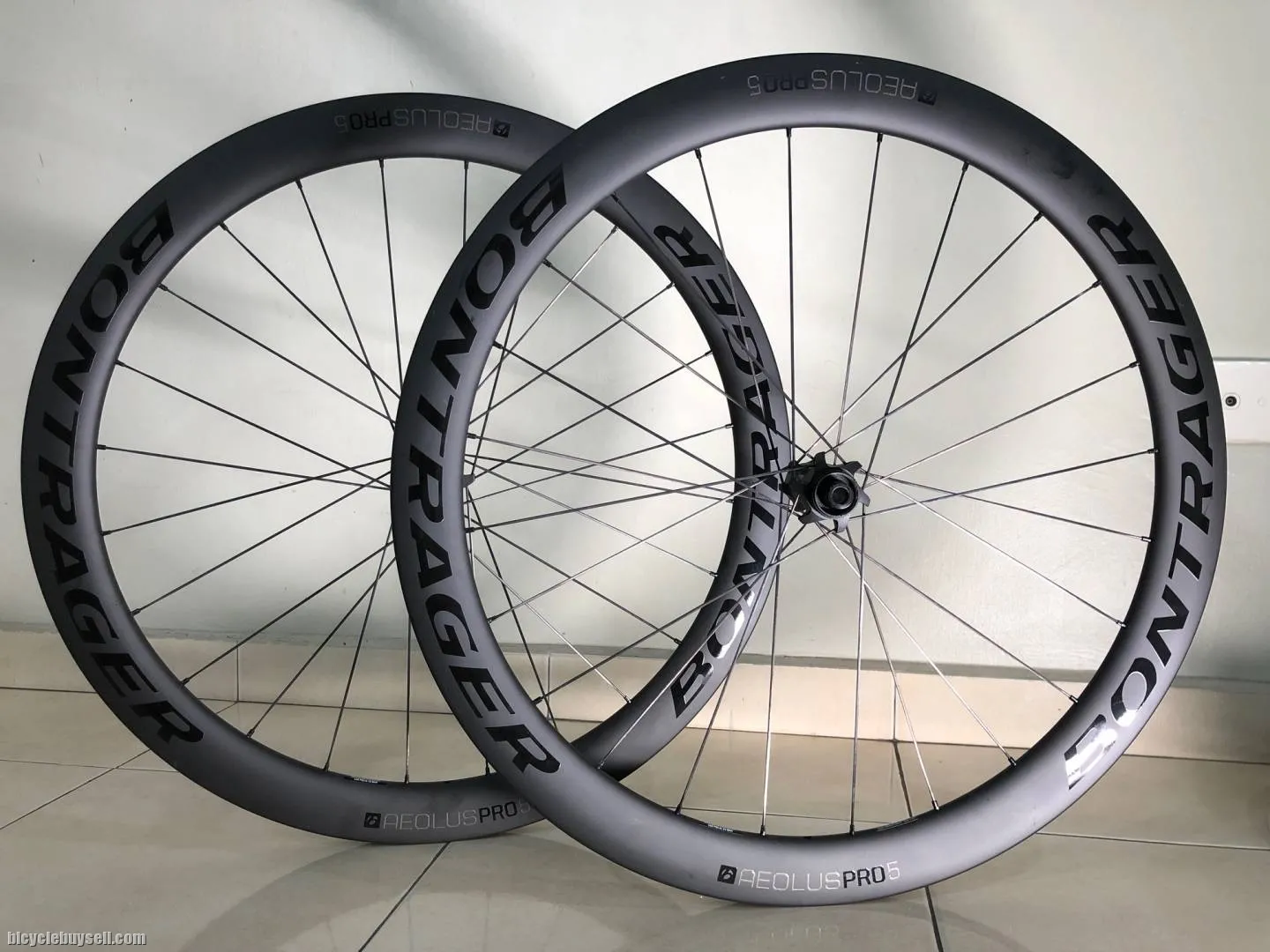WTS used Bontrager Aeolus Pro 5 Disc Carbon 50mm Wheelset