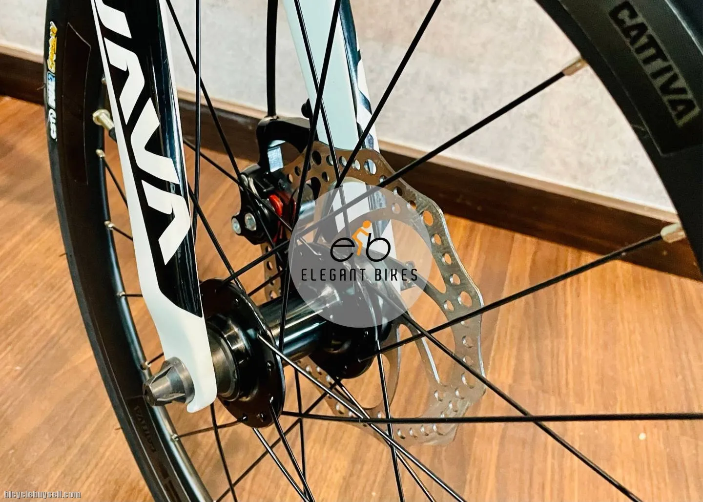 JAVA IRA DISC SHIMANO DEORE 10SP CARBON FORK CHROMOLY FRAME