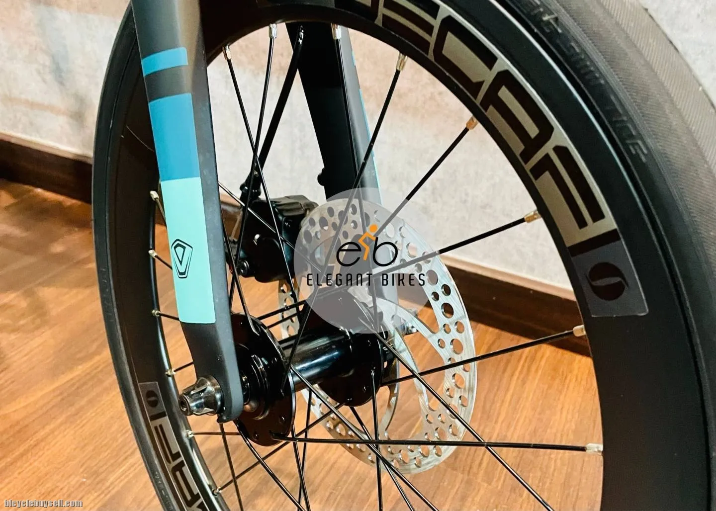 9.8KG JAVA ARIA CARBON 18 SPEED ALTUS SHIMANO