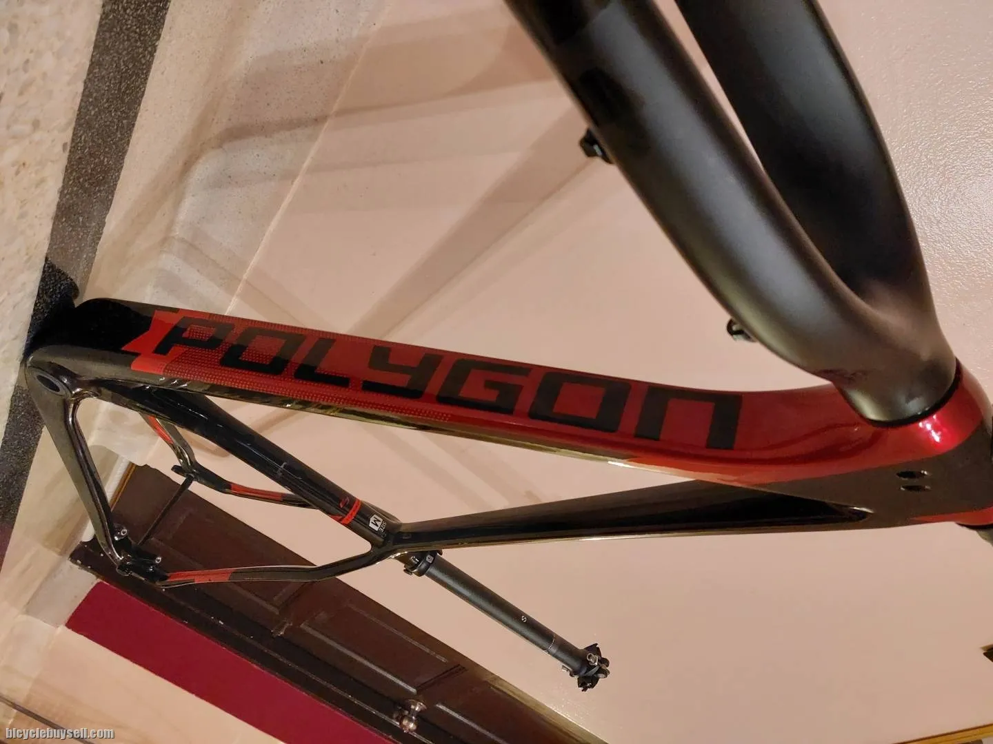 (SOLD) Polygon syncline c3 carbon